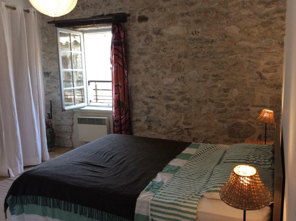 Maison Ancienne Minervois La Caunette Extérieur photo